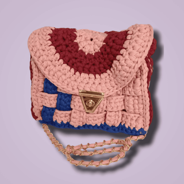 bolso-35-1 Bolsa Tipo Flap Cuadrado - Tejida A Crochet - Hecho A Mano