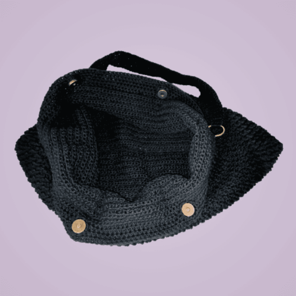 Bolsa Triangular Tejida: Elegancia y Estilo Hecho a Mano