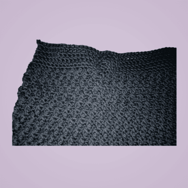 Bolsa Triangular Tejida: Elegancia y Estilo Hecho a Mano