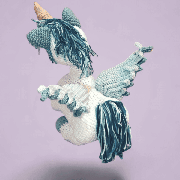 Unicornio Alado Amigurumi - Regalo Mágico Hecho a Mano