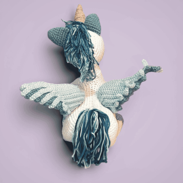 Unicornio Alado Amigurumi - Regalo Mágico Hecho a Mano