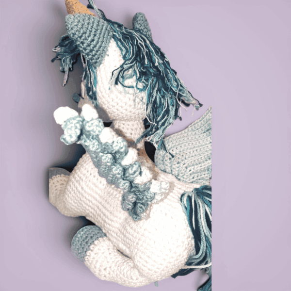 Unicornio Alado Amigurumi - Regalo Mágico Hecho a Mano